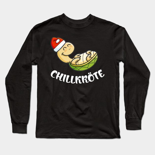 Chillköte lustige Schildkröte mit Weihnachtsmütze Long Sleeve T-Shirt by Foxxy Merch